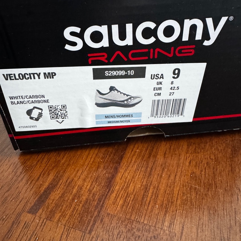 Saucony Velocity MP Shoes - White and Black